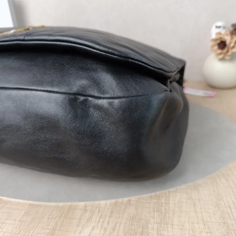 SAINT LAURENT Crossbody Bag Jamie 4.3 Chain Bag Black SL ambskin Large43 × 9 × 29 cm — detail view 10 of 16