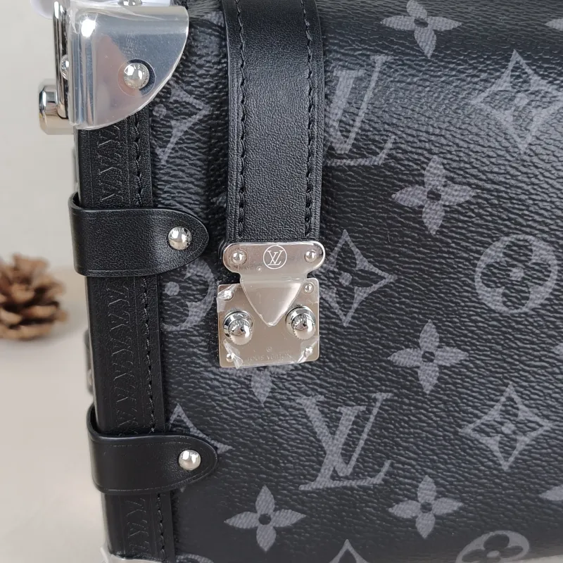 Louis Vuitton Crossbody Bag Side Trunk East West Box Monogram PVC Medium 28 × 7 × 15 cm — detail view 6 of 14