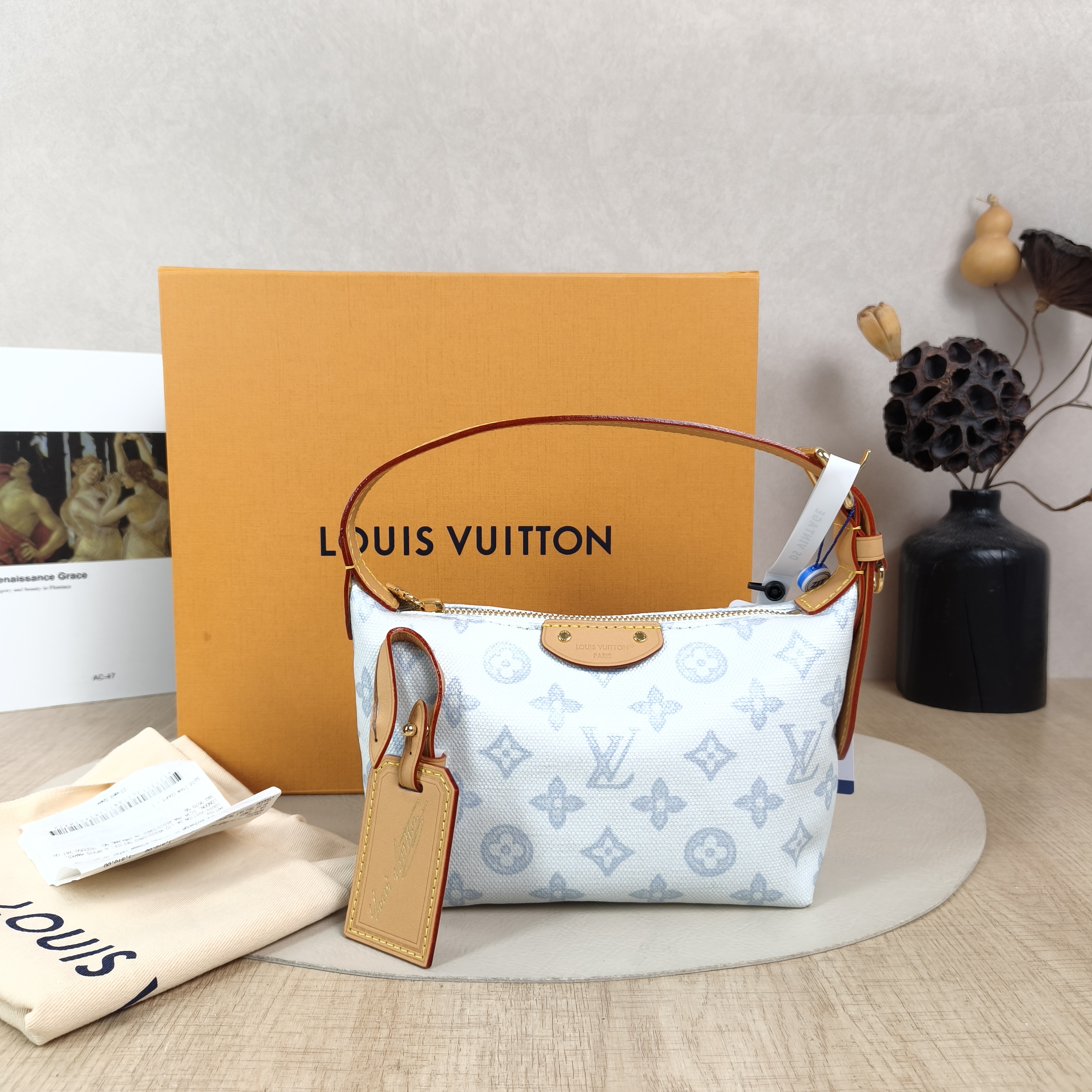 Louis Vuitton Shoulder Bag Pochette Hills Blue PVC18.5 × 6.5 × 11 cm — cover view 3 of 6
