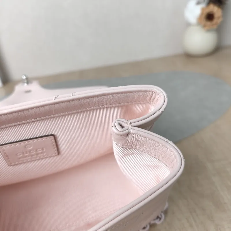 GUCCI Crossbody Bag GG Marmont Marmont Shoulder Bag Pink Calfskinmini20 × 6.5 × 12 cm — detail view 10 of 16