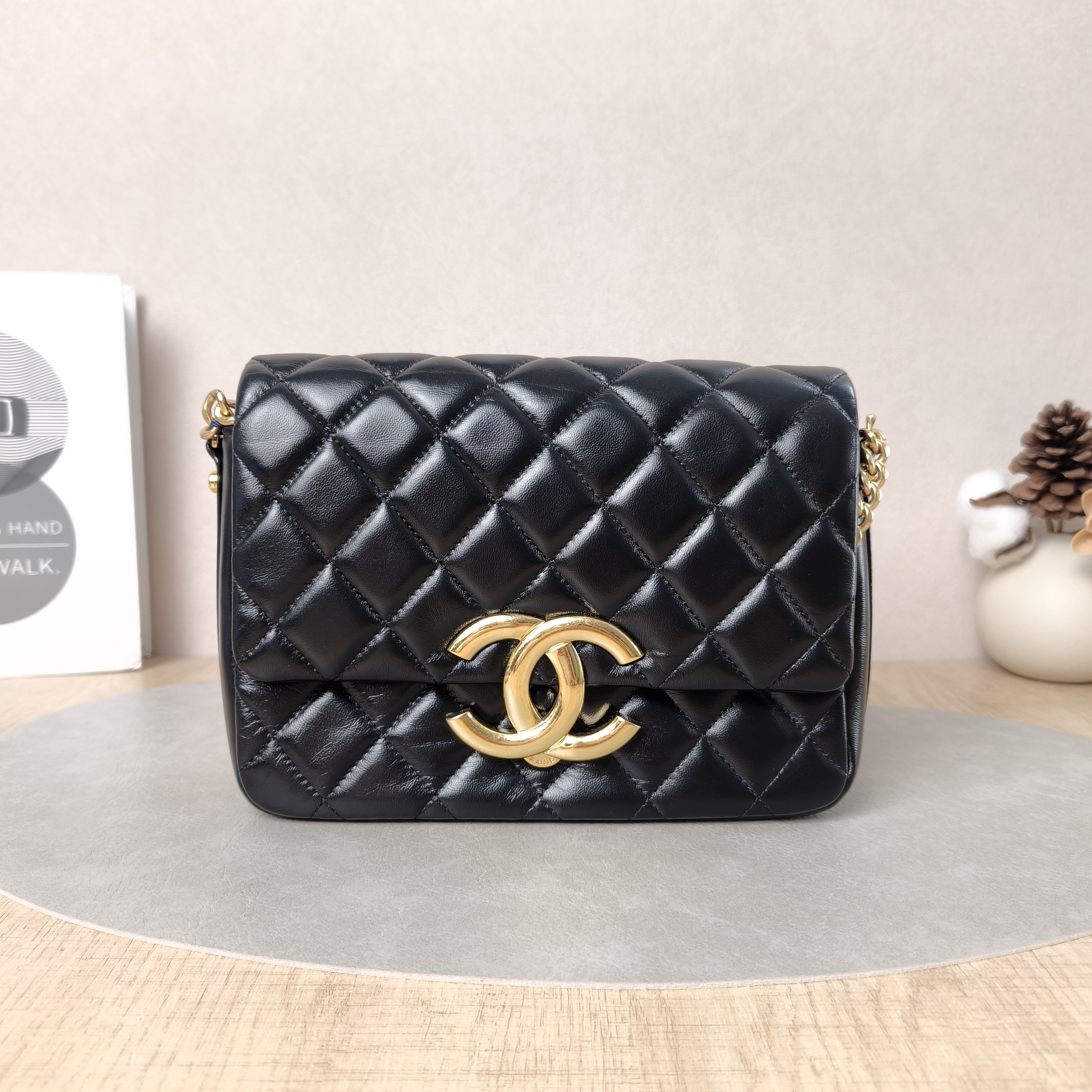 Chanel Crossbody Bag Edition c logo Black Waxed Leather One Size22 × 7 × 16 cm