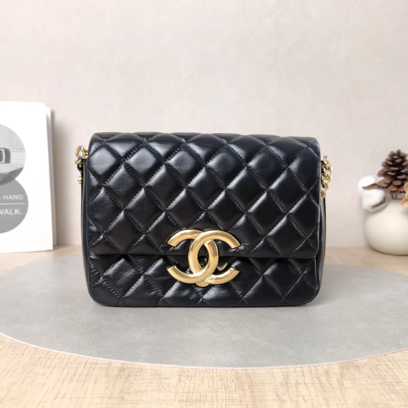 Chanel Crossbody Bag Edition c logo Black Waxed Leather One Size22 × 7 × 16 cm