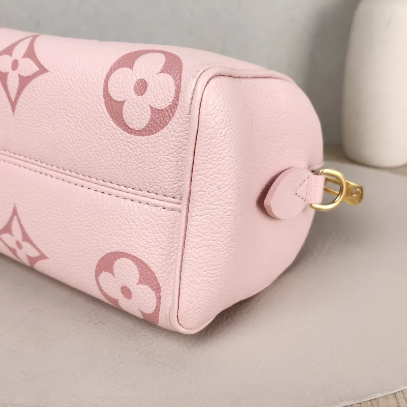 Louis Vuitton Crossbody Bag Speedy20 Pink Empreinte Embossed Calfskin Small 20.5 × 12 × 13.5 cm — detail view 9 of 11
