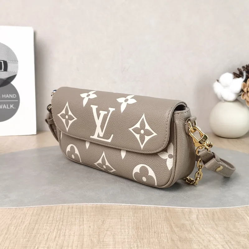 Louis Vuitton Crossbody Bag IVY Empreinte Embossed Calfskin Small 23.5 × 4.3 × 12 cm — cover view 2 of 6