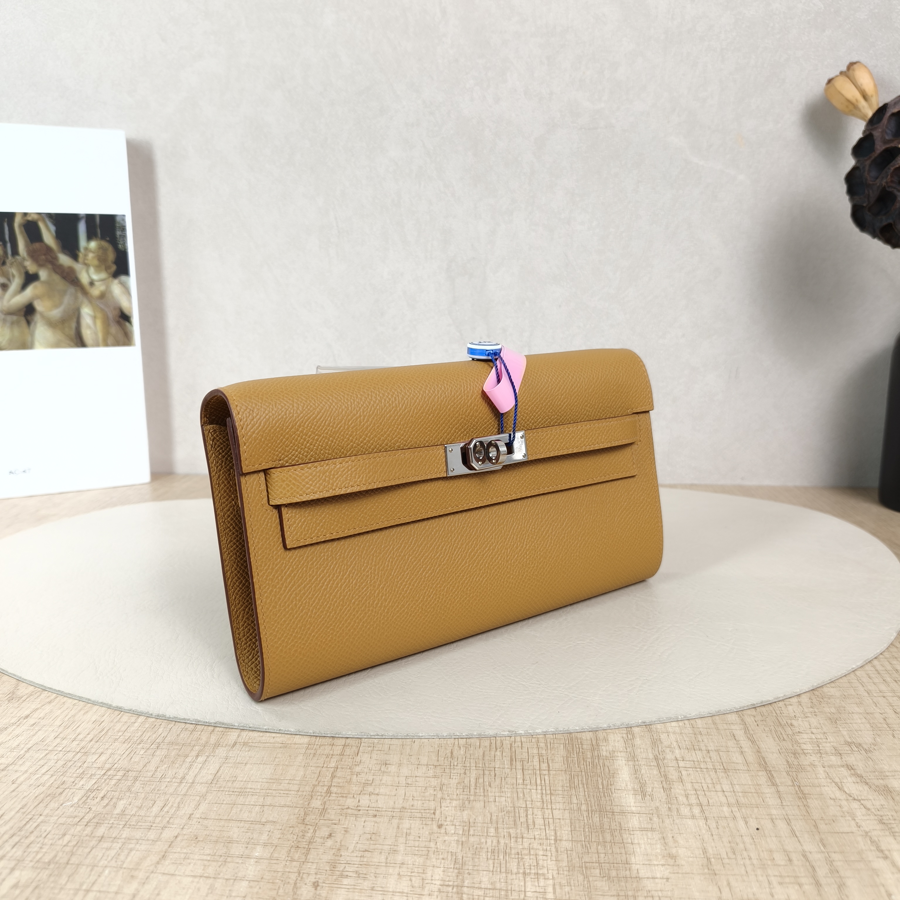 Hermès Crossbody Bag Kelly To Go Edition Walletwoc Evercolor Calfskin One Size20 × 3 × 11 cm — cover view 6 of 6