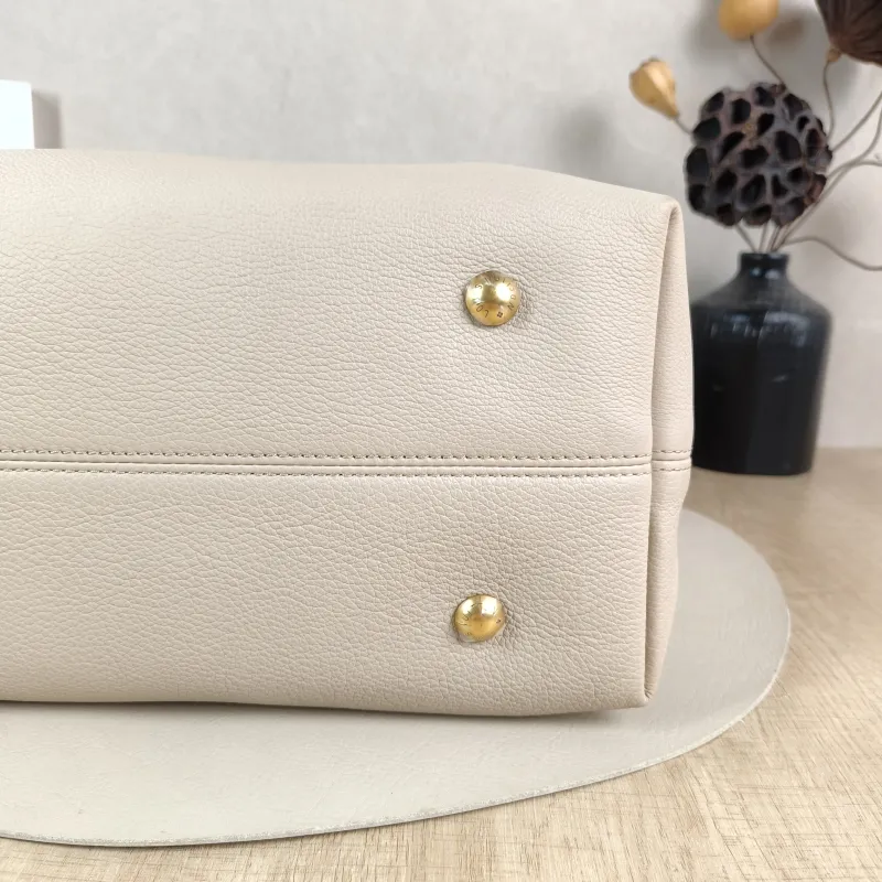 Louis Vuitton Shoulder Bag Low Key Hobo Shoulder Bag White Calfskin Medium 31 × 18 × 35 cm — detail view 11 of 12
