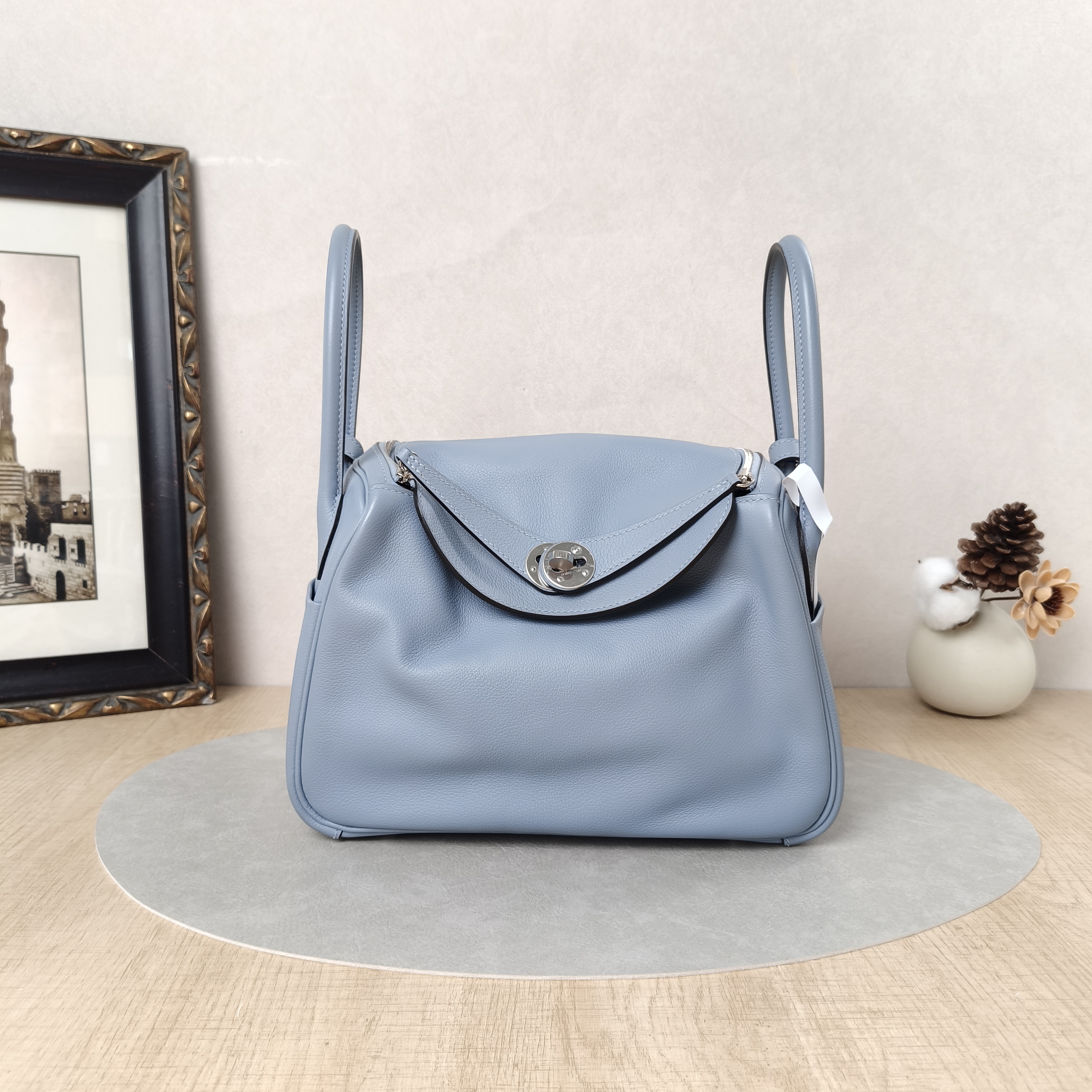 Hermès Crossbody Bag Lindy 26J7 Evercolor Calfskin26 × 12 × 18 cm