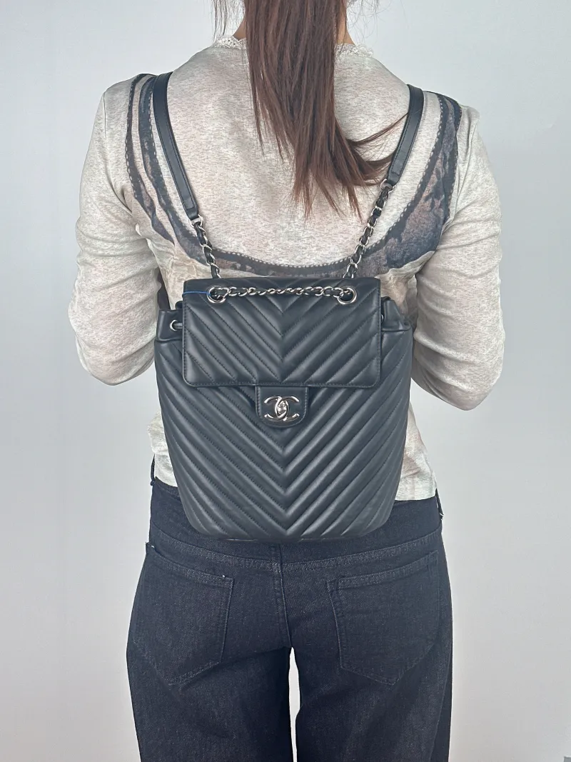 Chanel Backpack Backpack Black Calfskin One Size 21 × 11 × 25 cm 22 — on-model view 3 of 3
