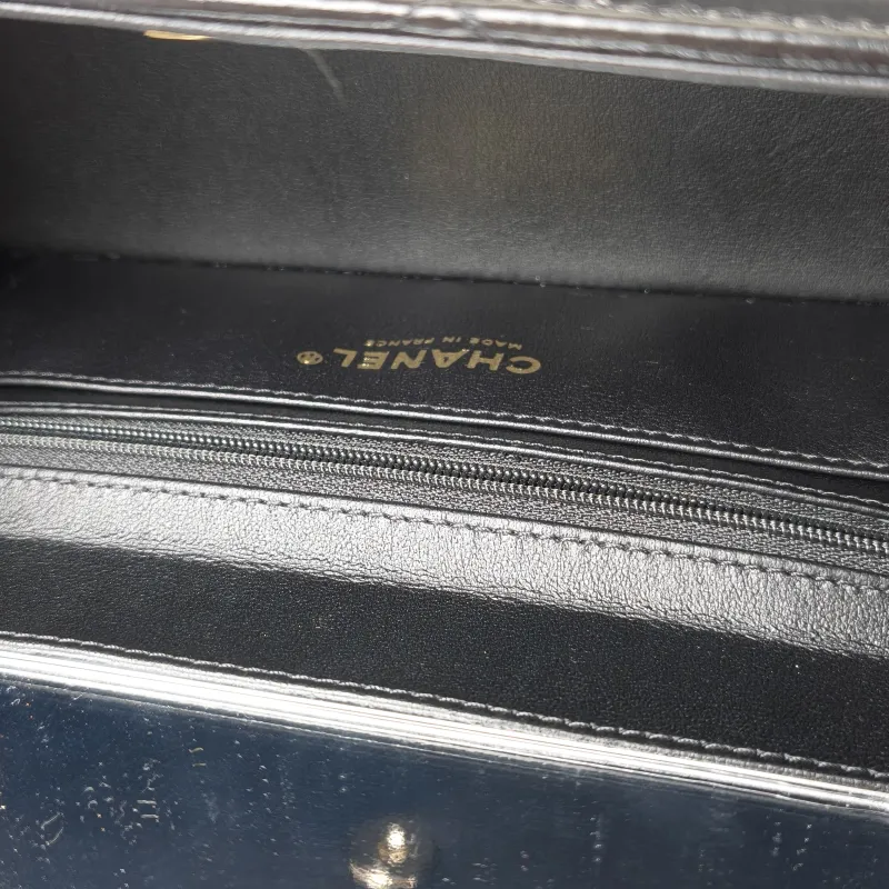 Chanel Crossbody Bag Box Bag Top Handle Crossbody Bag Black Calfskin 22 × 9 × 9.5 cm — detail view 4 of 14