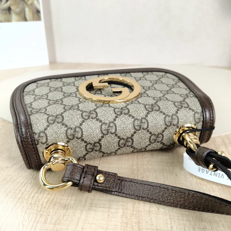 GUCCI Crossbody Bag Blondie Monogram PVC Small21 × 5 × 13 cm — detail view 13 of 14