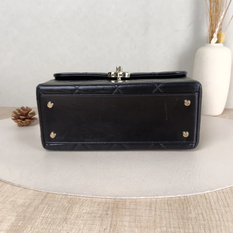 Chanel Crossbody Bag Box Bag Top Handle Crossbody Bag Black Calfskin 22 × 9 × 9.5 cm — cover view 3 of 5