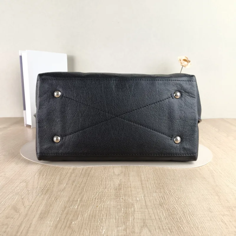 Louis Vuitton Shoulder Bag Carmel Hobo Shoulder Bag Black Calfskin One Size 35 × 17 × 40 cm — cover view 4 of 5