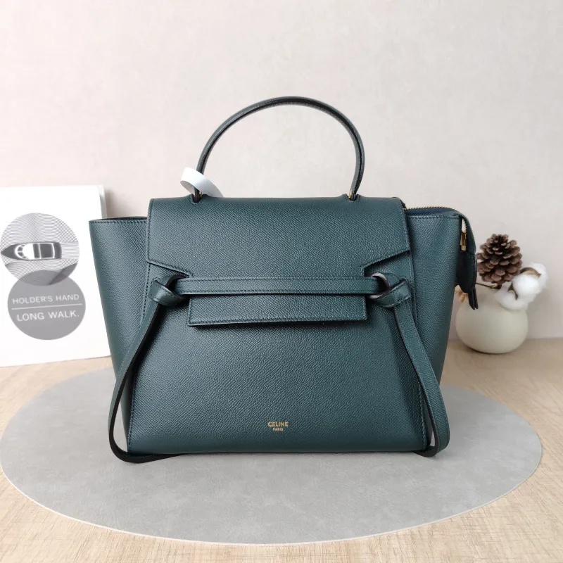 CELINE Shoulder Bag Belt Micro Green Calfskin Medium24 × 13 × 20 cm