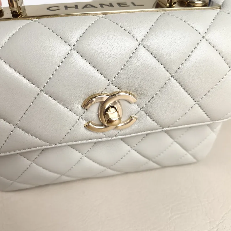 Chanel Crossbody Bag Trendy CC Grey Lambskin Mini 19.5 × 8 × 14.5 cm — detail view 4 of 13