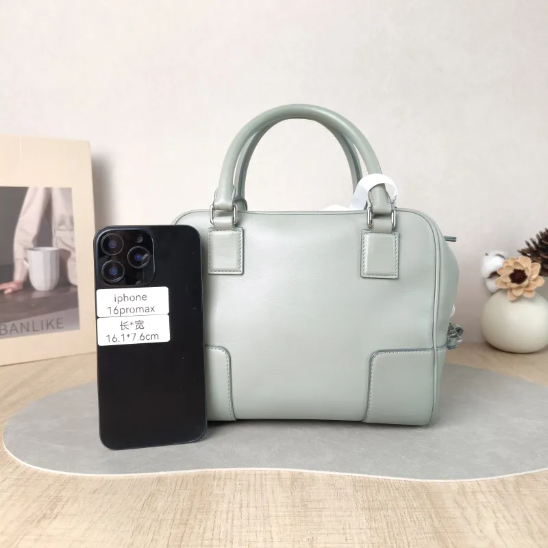 LOEWE Crossbody Bag amazona 19 Grey Calfskin Small 20.5 × 11.5 × 18 cm — cover view 5 of 5