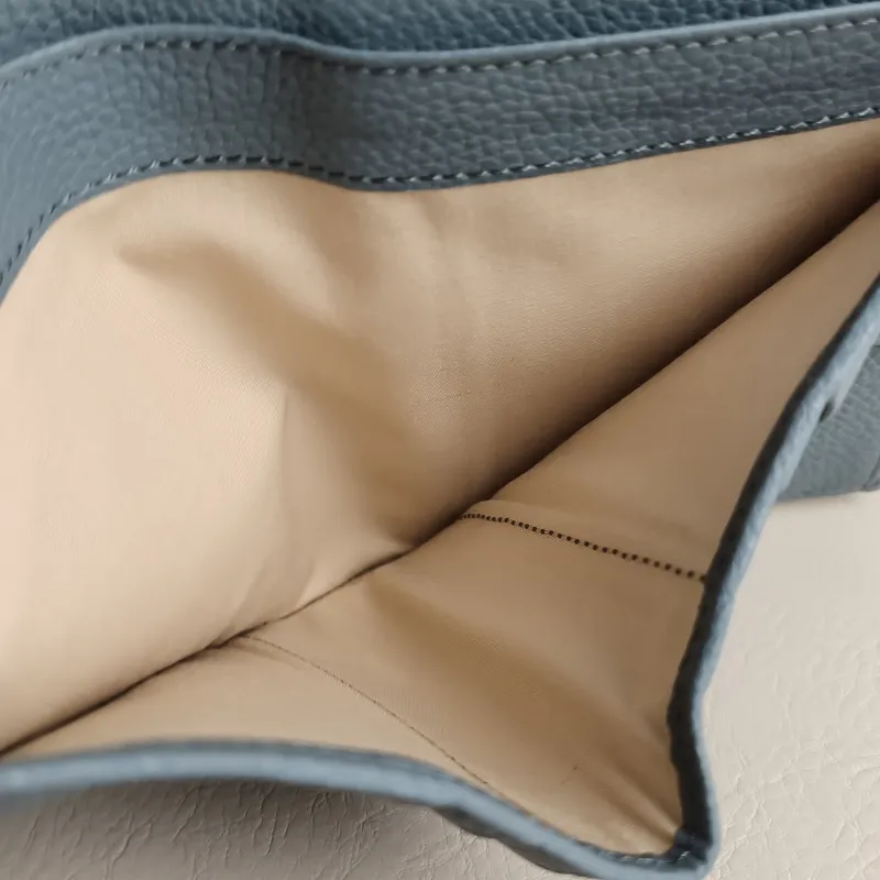 Chloé Wallet Wallet Blue Calfskin One Size12 × 2 × 10.5 cm — detail view 8 of 8