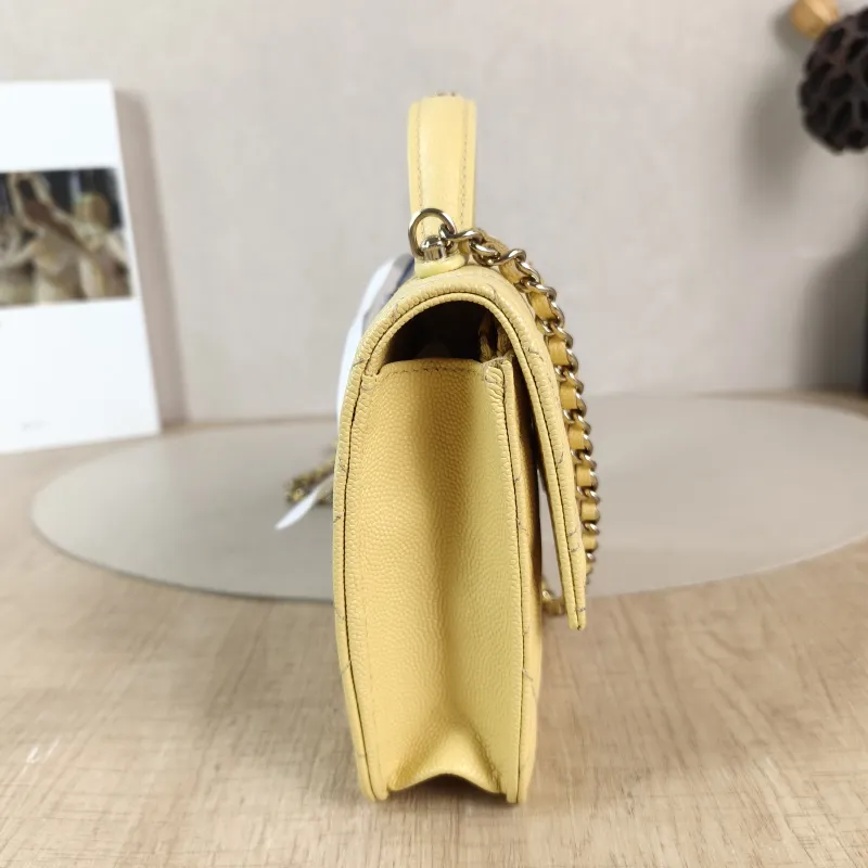 Chanel Backpack Backpack Yellow Grained Calfskin One Size 18 × 4 × 13 cm — detail view 3 of 12