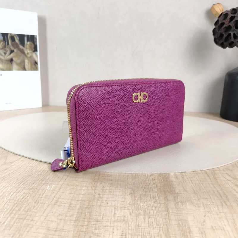 FERRAGAMO Wallet Wallet Calfskin One Size19 × 2 × 10.5 cm — cover view 2 of 4