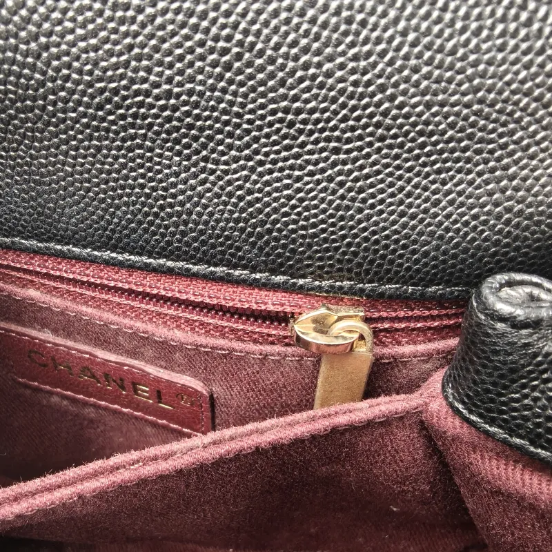 Chanel Top Handle Bag Coco Handle​ Black Grained Calfskin Small 24 × 10 × 14 cm 25 — detail view 11 of 14