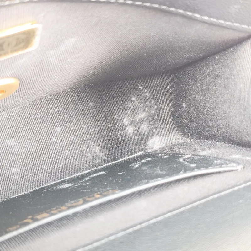 Chanel Crossbody Bag Pearl Black Lambskin Mini 19 × 5.5 × 12.5 cm — detail view 7 of 12