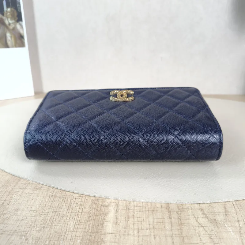 Chanel Crossbody Bag Classic Flap WOC CF WOCWOC Bag c Grained Calfskin One Size 19.2 × 3.5 × 12.3 cm — detail view 2 of 11
