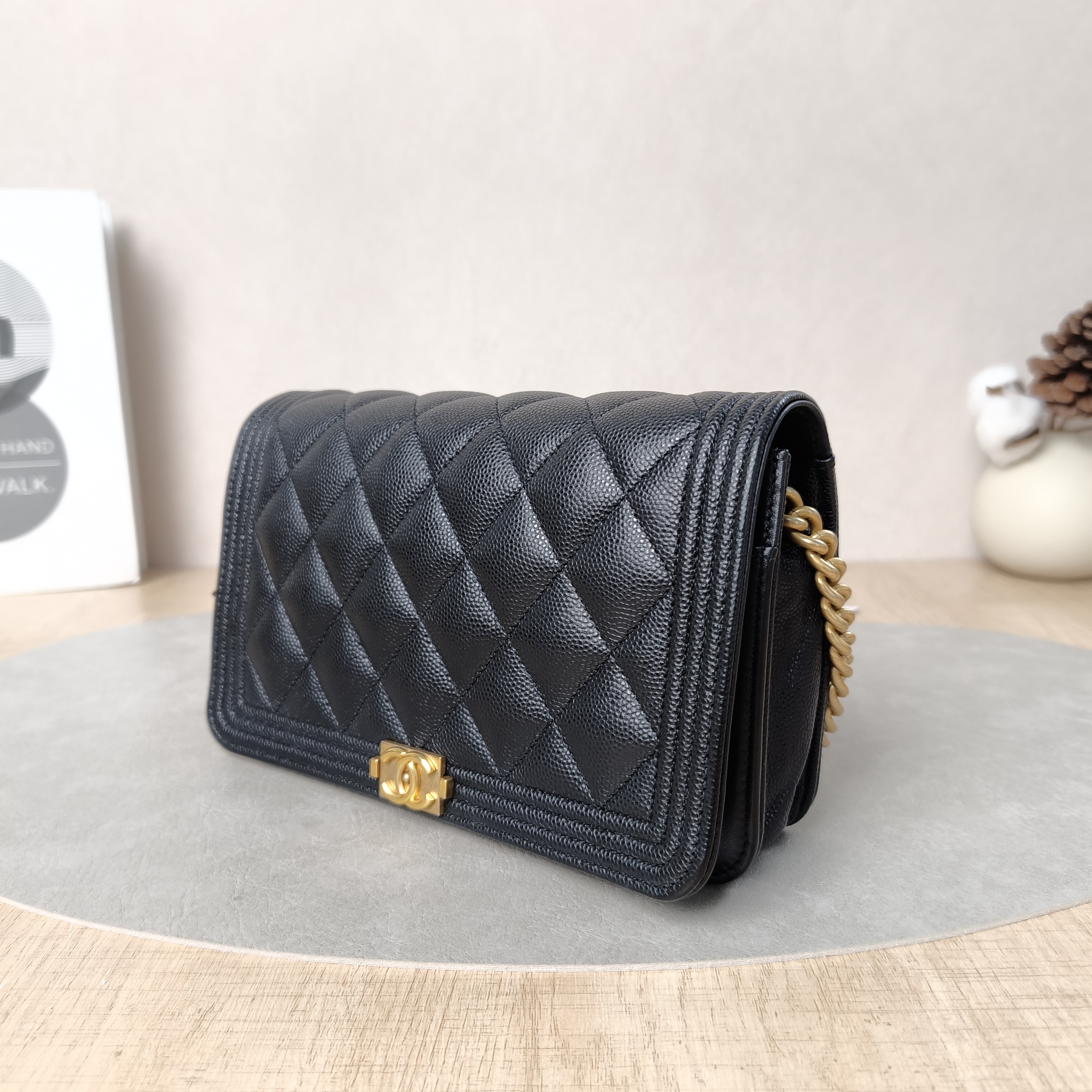 Chanel Crossbody Bag Le Boy WOC Black Grained Calfskinmini19.2 × 3.5 × 12.3 cm — cover view 3 of 5