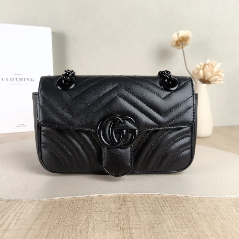 GUCCI Crossbody Bag GG Marmont Small Marmont 22 So Black Black Calfskin Small 22 × 6 × 13 cm