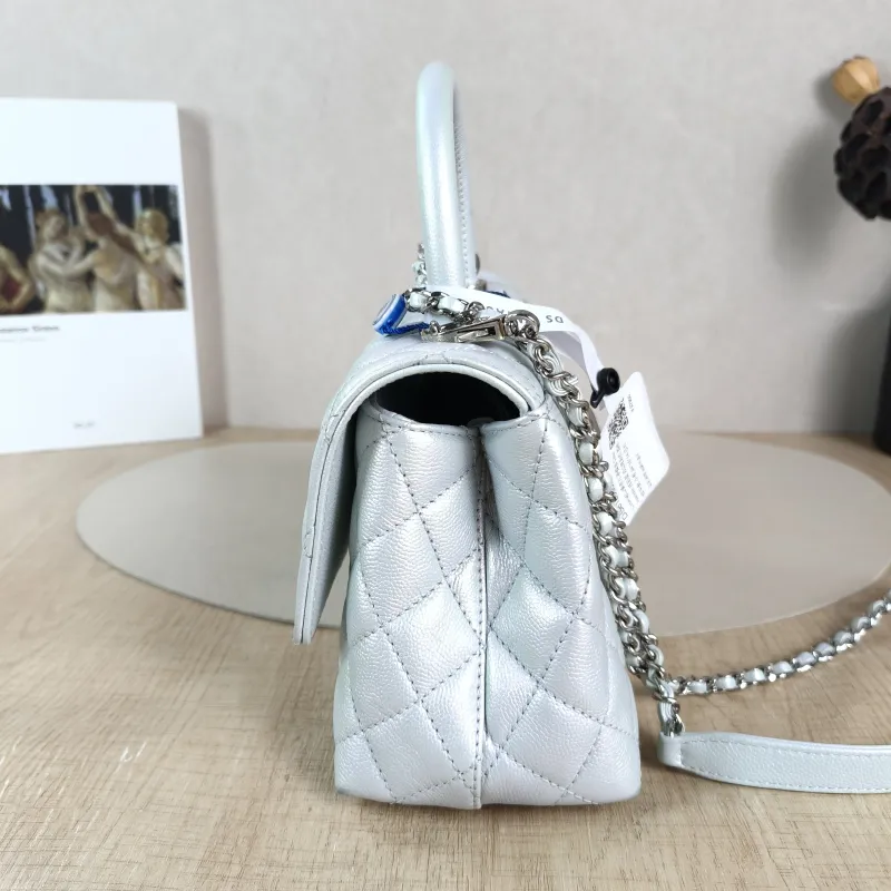 Chanel Top Handle Bag Coco Handle​ C Grained Calfskin Small 24 × 10 × 14 cm — detail view 12 of 12