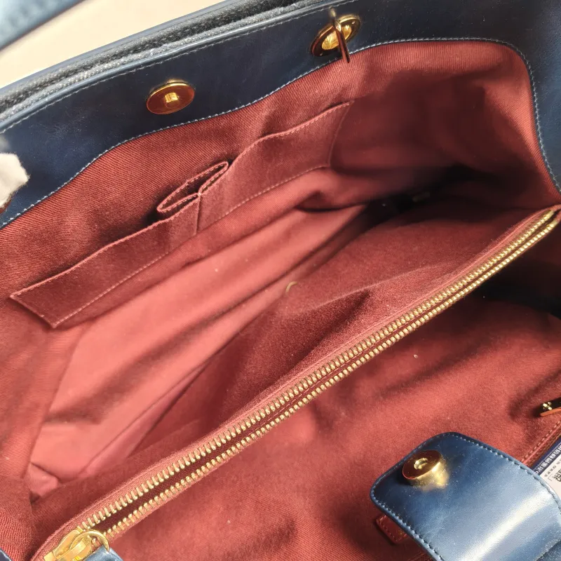 Chanel Shoulder Bag tote Blue One Size35 × 12 × 26 cm — detail view 2 of 13