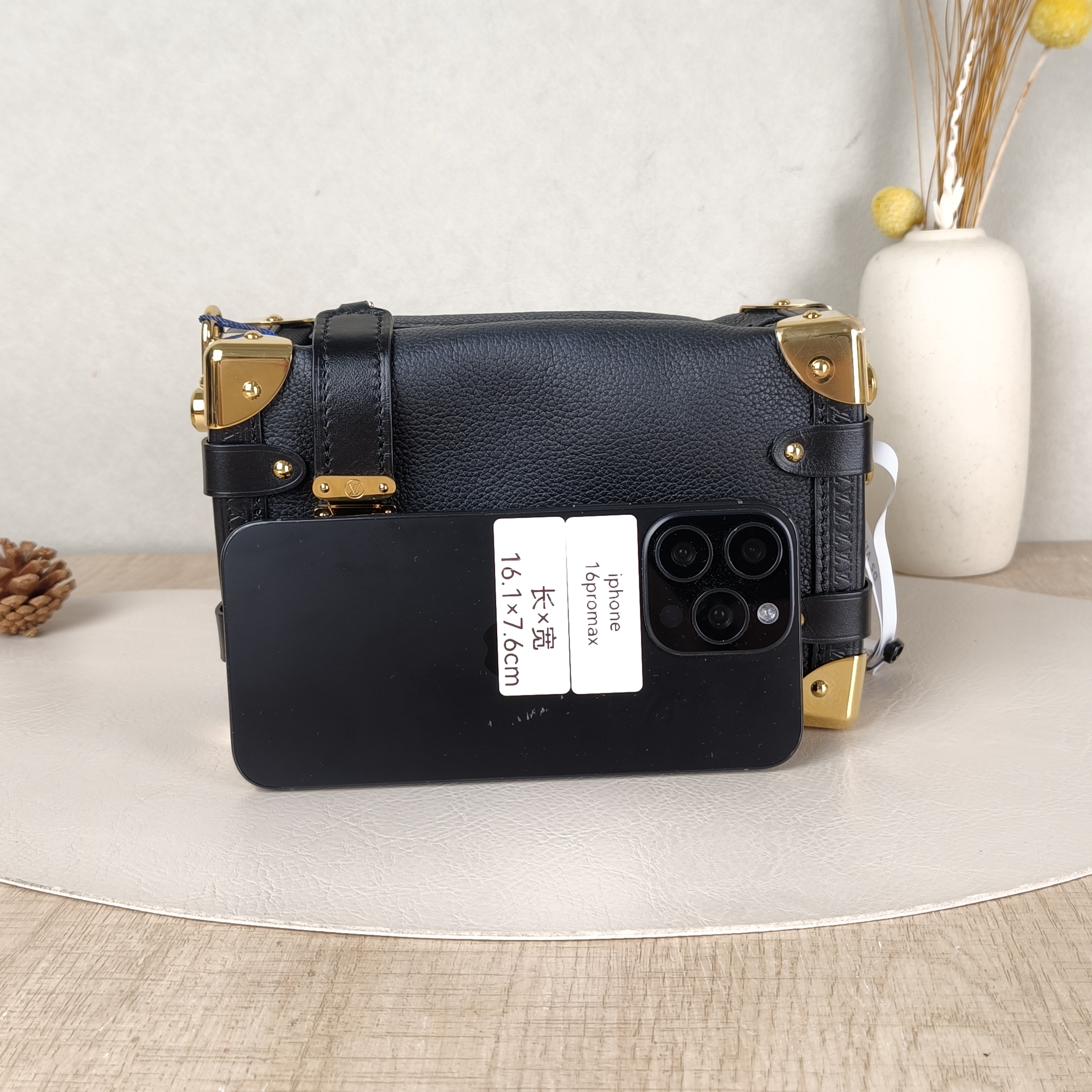 Louis Vuitton Crossbody Bag Side Trunk Box Black Calfskin Small19 × 7.5 × 12.5 cm — cover view 2 of 5