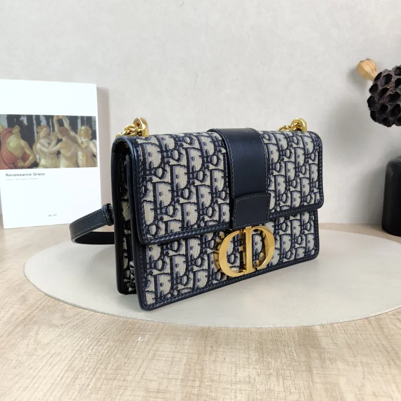 DIOR Crossbody Bag30Montaigne 30 Edition Canvas Medium25 × 9 × 16.5 cm — cover view 3 of 5