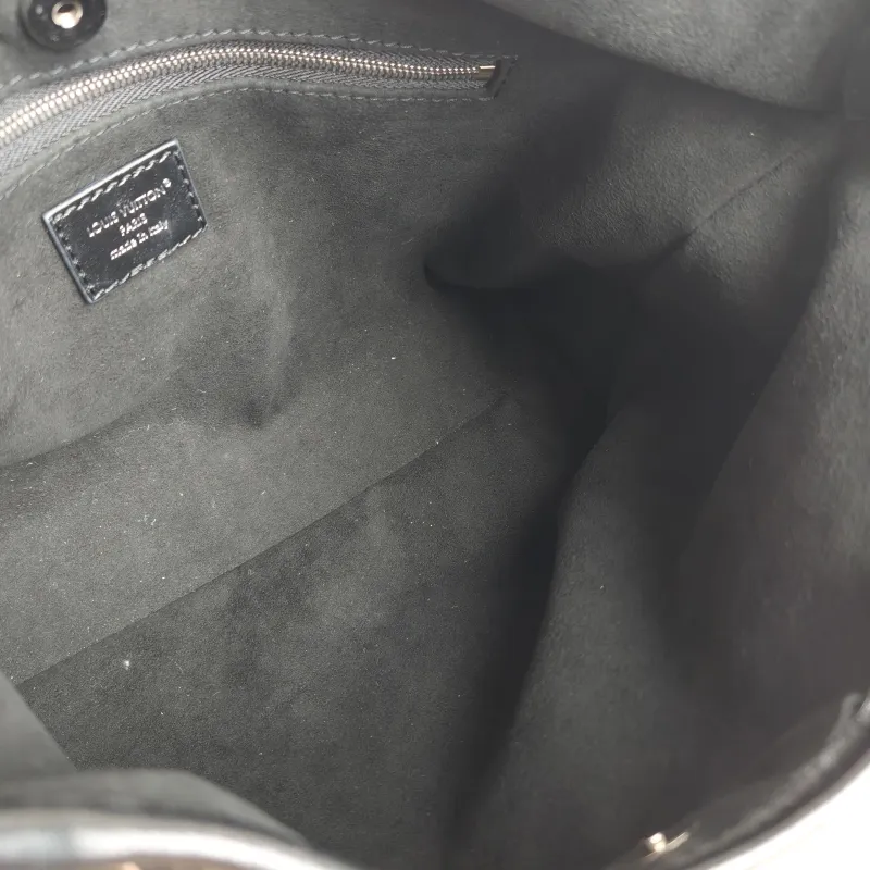 Louis Vuitton Crossbody Bag Black SL ambskin Small 33.5 × 15 × 23 cm — detail view 10 of 11