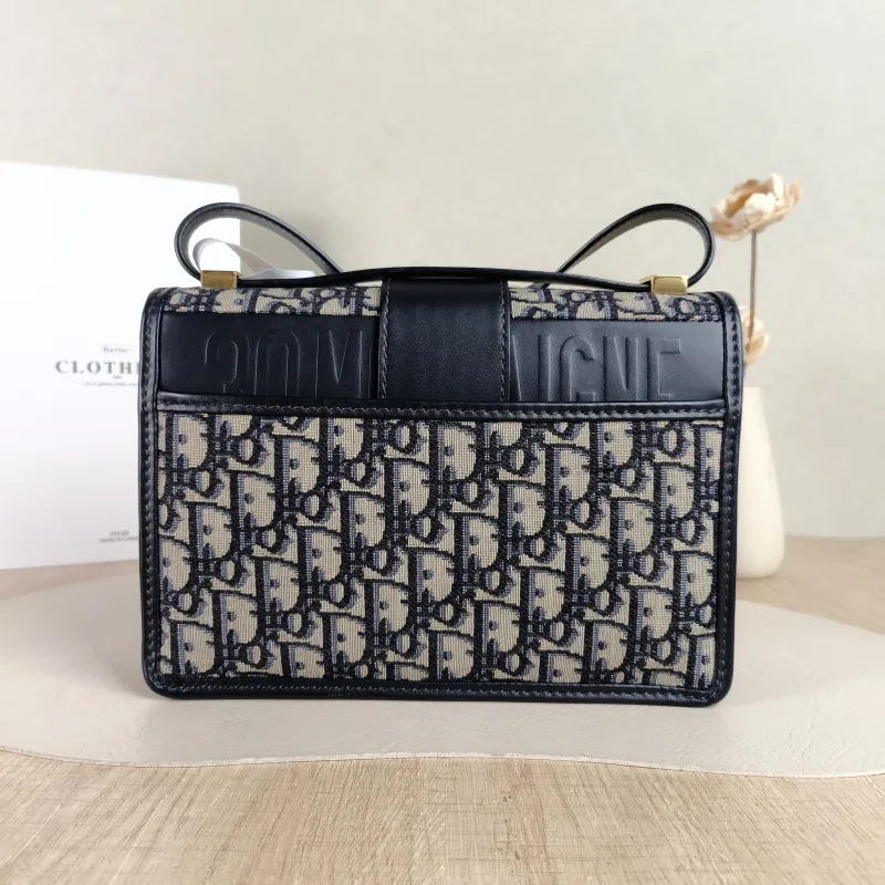 DIOR Crossbody Bag30Montaigne 30 Edition Canvas Medium24 × 8 × 17 cm — cover view 3 of 5