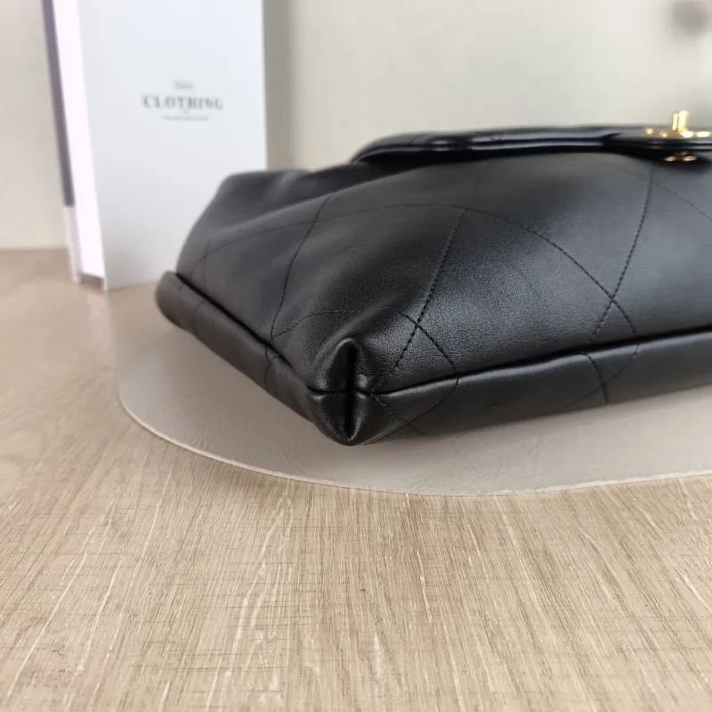 Chanel Shoulder Bag 25k hobo Black Calfskin 43 × 9 × 36 cm — detail view 6 of 12