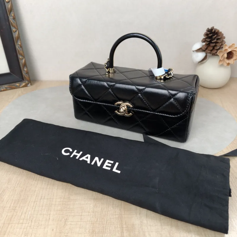 Chanel Crossbody Bag23k Box Bag Black CC alfskin22 × 9 × 10.5 cm — cover view 4 of 6