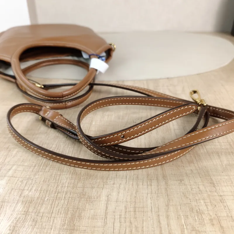 Miumiu Shoulder Bag IVY Tote Shopping Tote CC alfskin Mini 20*24 — detail view 11 of 11