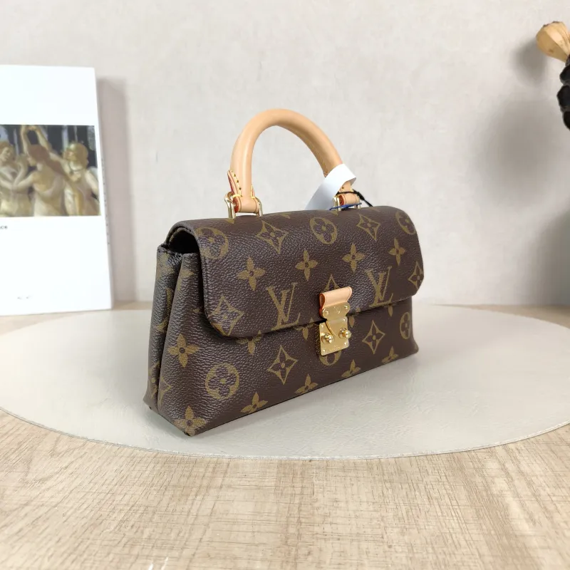 Louis Vuitton Crossbody Bag MADELEINE Monogram PV Cnano21 × 6 × 12.5 cm — cover view 4 of 6