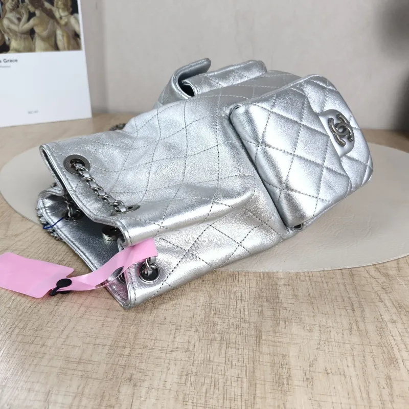 Chanel Backpack25c Backpack Silver Calfskin One Size18 × 8 × 24 cm — detail view 8 of 10