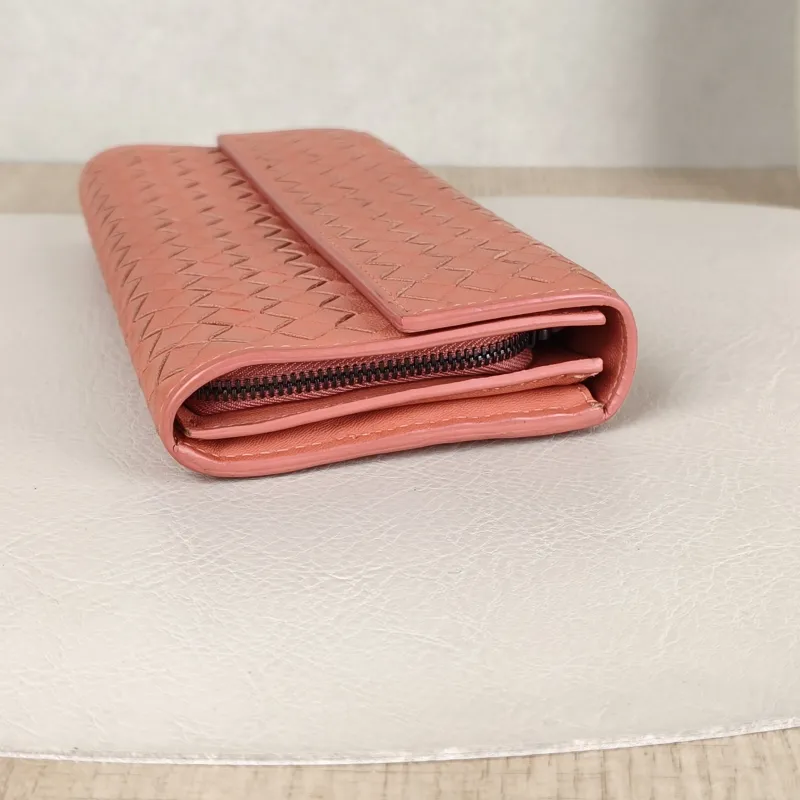 Bottega Veneta Wallet Edition Wallet Lambskin One Size19 × 3 × 9.5 cm — detail view 9 of 10