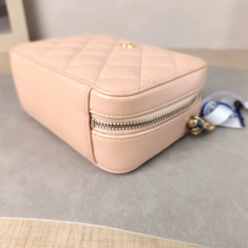 Chanel Crossbody Bag Camera Bag Pink Lambskin One Size 14.5 × 6 × 10.5 cm 31 — detail view 3 of 11