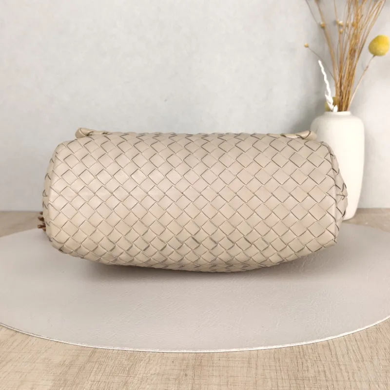 Bottega Veneta Shoulder Bag Woven Messenger Bag Pink Lambskin One Size24 × 8 × 17 cm — cover view 5 of 5