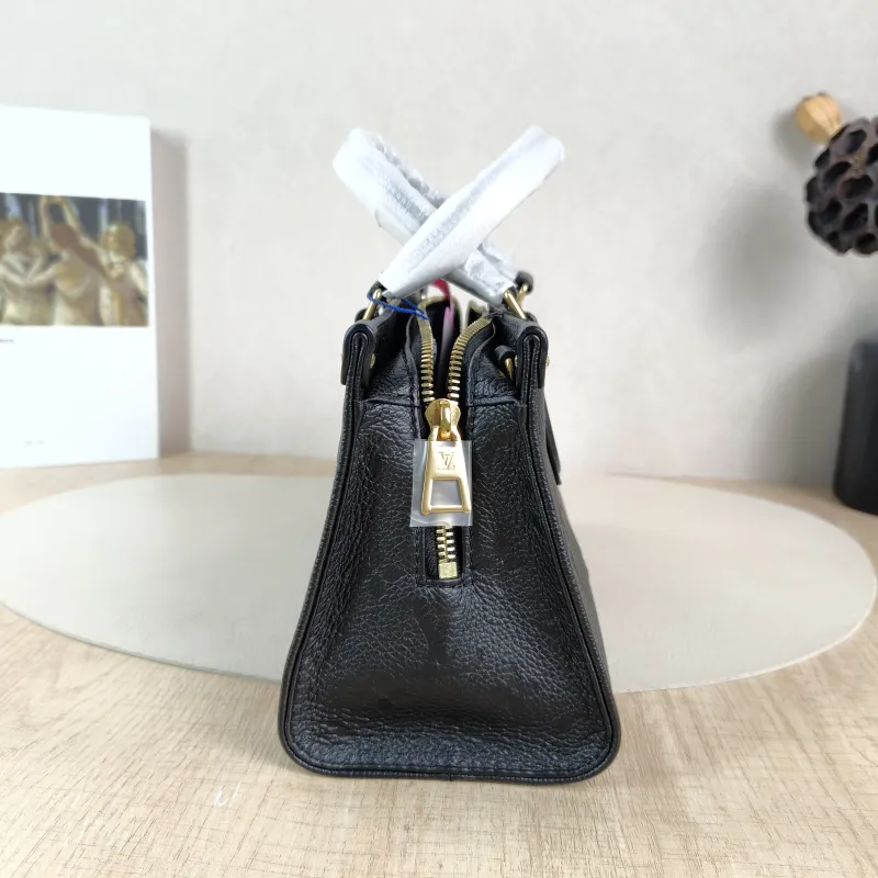Louis Vuitton Crossbody Bag Onthego East West Two Straps Black Empreinte Embossed Calfskin Small 25 × 10 × 13 cm — detail view 6 of 12