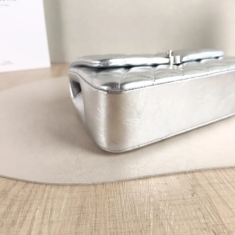 Chanel Crossbody Bag Crossbody Bag Silver Calfskin One Size 23 × 5.5 × 14 cm — detail view 10 of 11