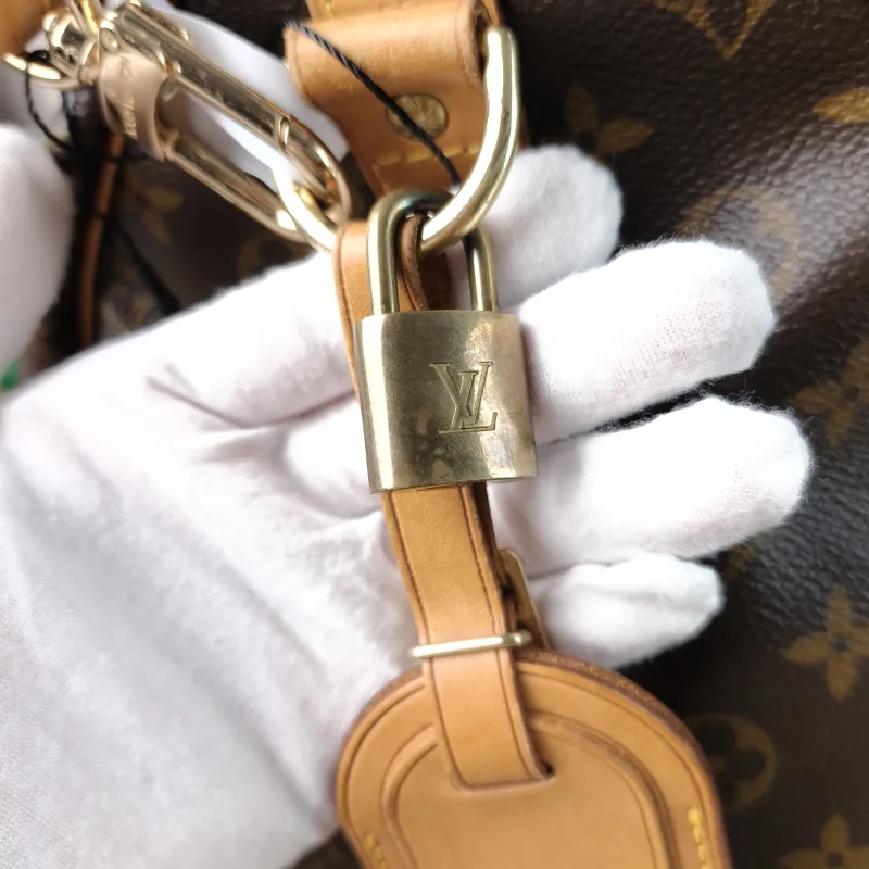 Louis Vuitton Crossbody Bag Keepall 55 Shoulder Strap Edition Monogram PVC One Size 55 × 26 × 31 cm — detail view 9 of 16