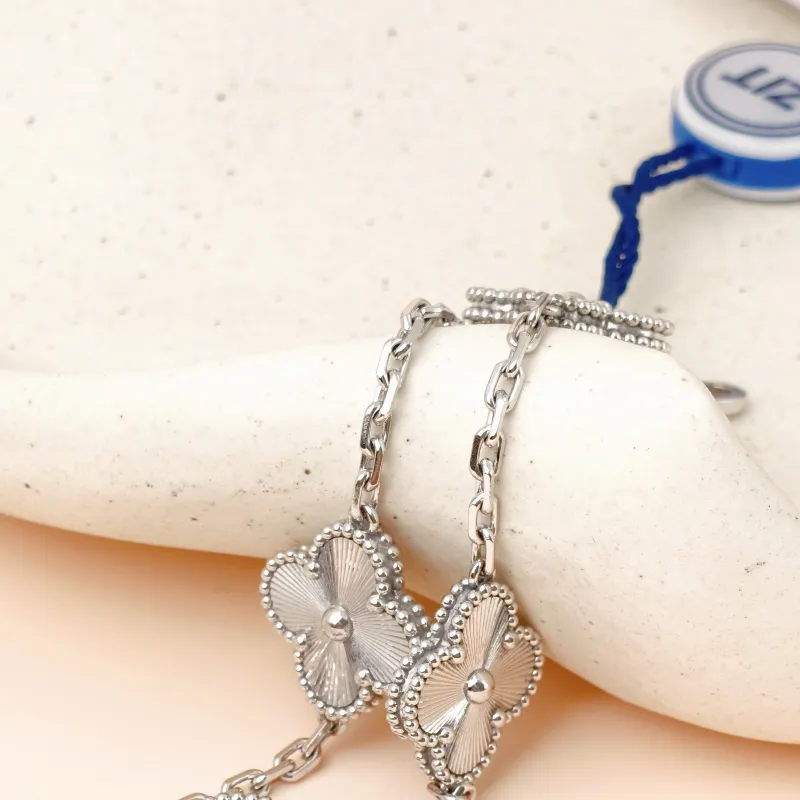 Van Cleef & Arpels Bracelet Alhambra Alhambra Collection Five-Motif Bracelet White Gold 18KW hite Gold Vintage Small19cm — cover view 6 of 11
