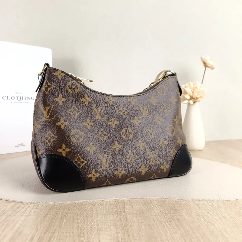 Louis Vuitton Crossbody Bag Boulogne PVC Small 26 × 9.5 × 16 cm — cover view 4 of 5