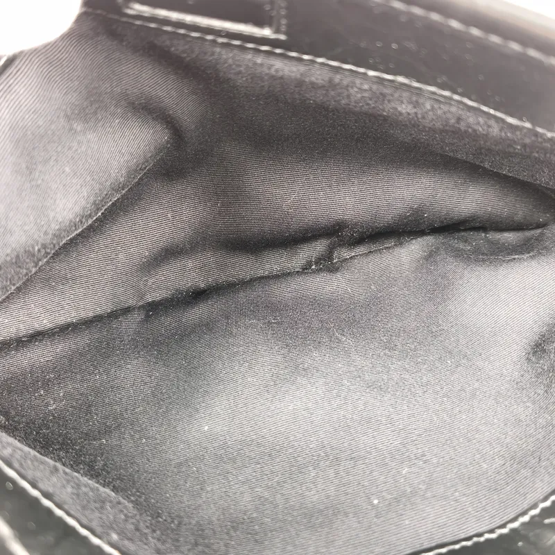 SAINT LAURENT Crossbody Bag Niki D Waxed Leather Calfskin Medium 28 × 8.5 × 20 cm — detail view 3 of 14