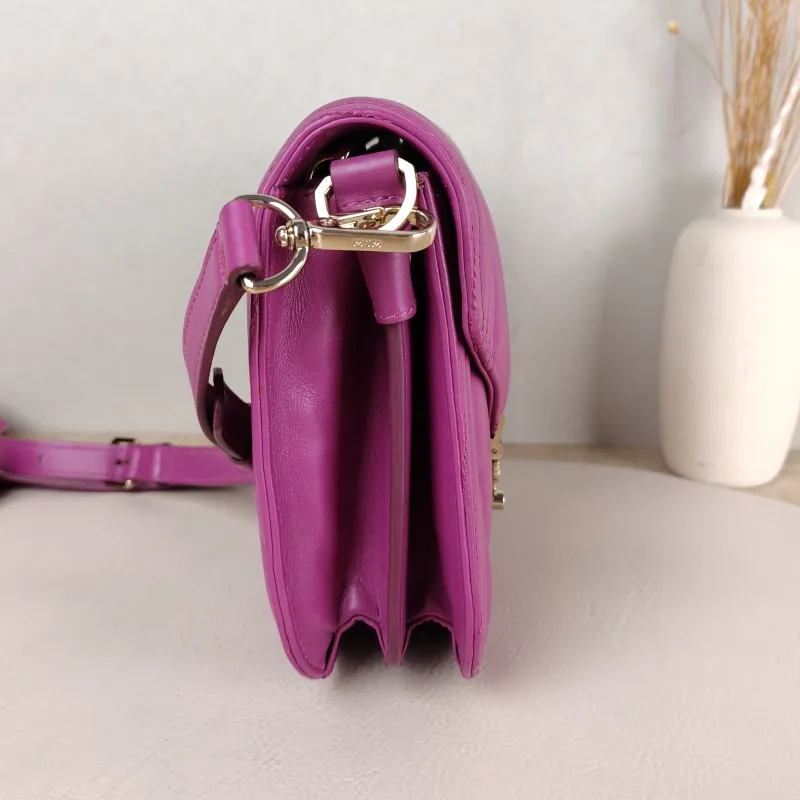 MCM Crossbody Bag Crossbody Bag Calfskin One Size 21 × 4 × 19 cm — detail view 12 of 17