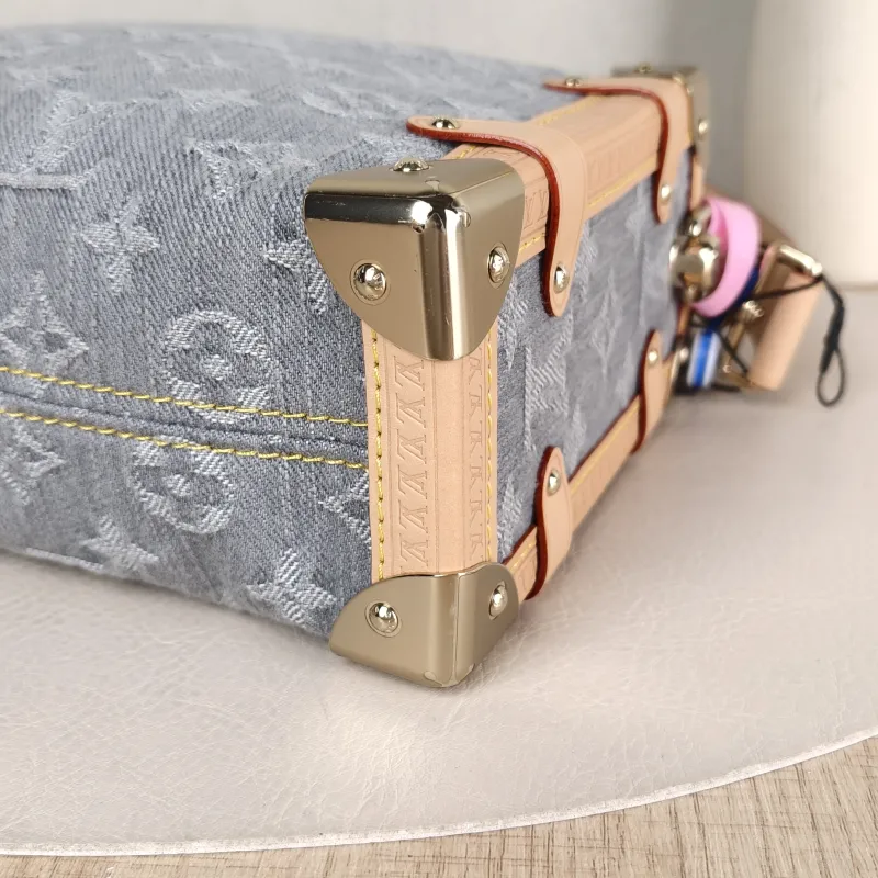 Louis Vuitton Crossbody Bag Side Trunk Box Grey Medium 23.5 × 8.5 × 16 cm — detail view 5 of 11