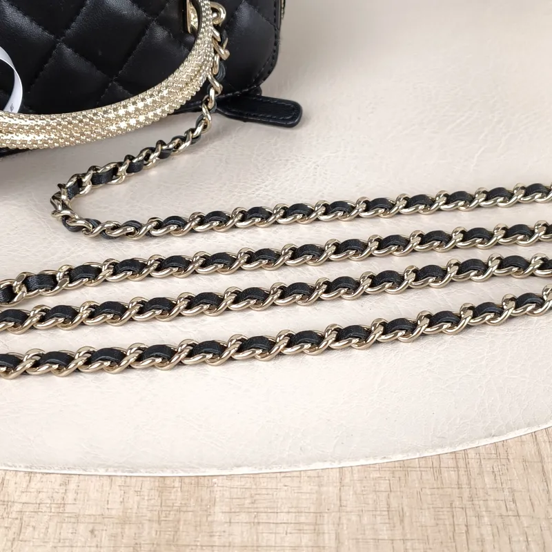 Chanel Crossbody Bag Black Lambskin One Size 16 × 8 × 9.5 cm — detail view 14 of 14